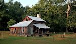 Parker-Hickman Farmstead, etableret ca. 1830 nær Erbie Campground på Buffalo National River, hvor jeg har overnattet. Parker-Hickman Farmstead, etableret ca. 1830 nær Erbie Campground på Buffalo National River, hvor jeg har overnattet.