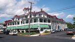 Hotel Chalfonte i Cape May blev startet i 1876 og er det ældste hotel på østkysten i kontinuerlig drift.