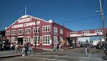 Jeg går en tur på historiske 'Cannery Row' i Monterey. Jeg går en tur på historiske 'Cannery Row' i Monterey.