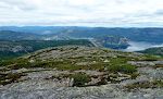 Udsigt fra toppen af Hægefjell mod Vrådal og Nisser søen. Udsigt fra toppen af Hægefjell mod Vrådal og Nisser søen.