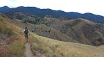 På vejen ned tager vi en omvej via en af de mange stier i 'Arkansas Hills Trail System', som har over 60 km af stier. På vejen ned tager vi en omvej via en af de mange stier i 'Arkansas Hills Trail System', som har over 60 km af stier.