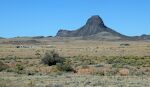 Lidt senere kommer jeg forbi denne formation, som kaldes Chimney Butte.