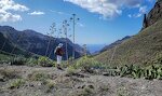 Vi er nu kommet ud til udsigtspunktet Mirador Degollada de Tasartíco, som ligger på en smal asfalteret bjergvej med nummeret GC-204.