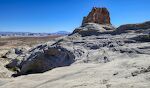 På min sidste hele dag i Page vælger jeg at forsøge at komme op til de hoodoos, der findes bag 'My Butte'. I 1998-2001 gik jeg lige op ad klippen til en slags hylde, som jeg gik langs med, en lidt risikabel rute. Jeg går til højre og finder en vej op, som ikke er meget bedre, men op kommer jeg. På min sidste hele dag i Page vælger jeg at forsøge at komme op til de hoodoos, der findes bag 'My Butte'. I 1998-2001 gik jeg lige op ad klippen til en slags hylde, som jeg gik langs med, en lidt risikabel rute. Jeg går til højre og finder en vej op, som ikke er meget bedre, men op kommer jeg.
