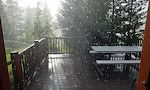 Men et par timer senere får vi et ordenligt tordenvejr med haglbyger (se video). Men et par timer senere får vi et ordenligt tordenvejr med haglbyger (se video).