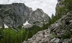 Ifølge én forklaring har Death Canyon fået sit navn fra et dødsfald, som skete i vinteren 1849-50, da en gruppe pionerer forsøgte at gå igennem kløften fra Jackson Hole til Idaho. Ifølge én forklaring har Death Canyon fået sit navn fra et dødsfald, som skete i vinteren 1849-50, da en gruppe pionerer forsøgte at gå igennem kløften fra Jackson Hole til Idaho.