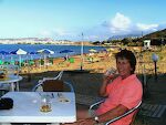 På strandcafé i Golden Beach. På strandcafé i Golden Beach.