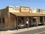 15. sep: På vej til 'the Eastern Sierras' gør vi holdt i Randsburg, 'a living ghost town'.