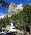 Fra 'the Grand View Terrace' tager vi 'the Presidential Trail', som går forbi denne tipi med hovedet af præsident Washington ovenfor. Fra 'the Grand View Terrace' tager vi 'the Presidential Trail', som går forbi denne tipi med hovedet af præsident Washington ovenfor.