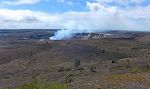 Halemaumau krateret ligger nede i det meget større Kilauea caldera.