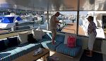 Vi ankom til vores hotel i Muscat ved midnatstid, og her til morgen går det løs med en båd- og snorkeltur arrangeret af Peter og hans ven 'Simon', som ses på billedet.