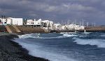 Til venstre ses det sted, hvor de fleste windsurfere starter fra.