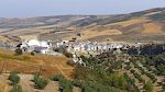 Udsigten til Alhama de Granada domineres af kirken 'Iglesia de la Encarnación'.