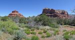 Udsigt til Bell Rock og Courthouse Butte fra parkeringspladsen, som kaldes Bell Rock Vista.