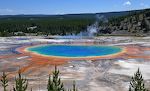 Bemærk gangbroen langs Grand Prismatic Spring. Det var der, vi gik tidligere. Bemærk gangbroen langs Grand Prismatic Spring. Det var der, vi gik tidligere.