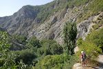 Vi står nu ved 'Mirador del Río', hvor der er en udsigt til Río Dúrcal kløften neden for Cónchar.
